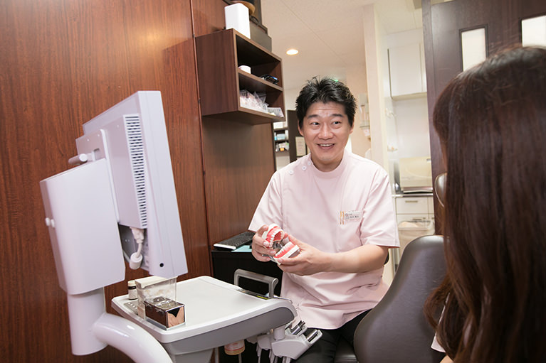 入れ歯が合わない・痛みがあるとお悩みではありませんか？